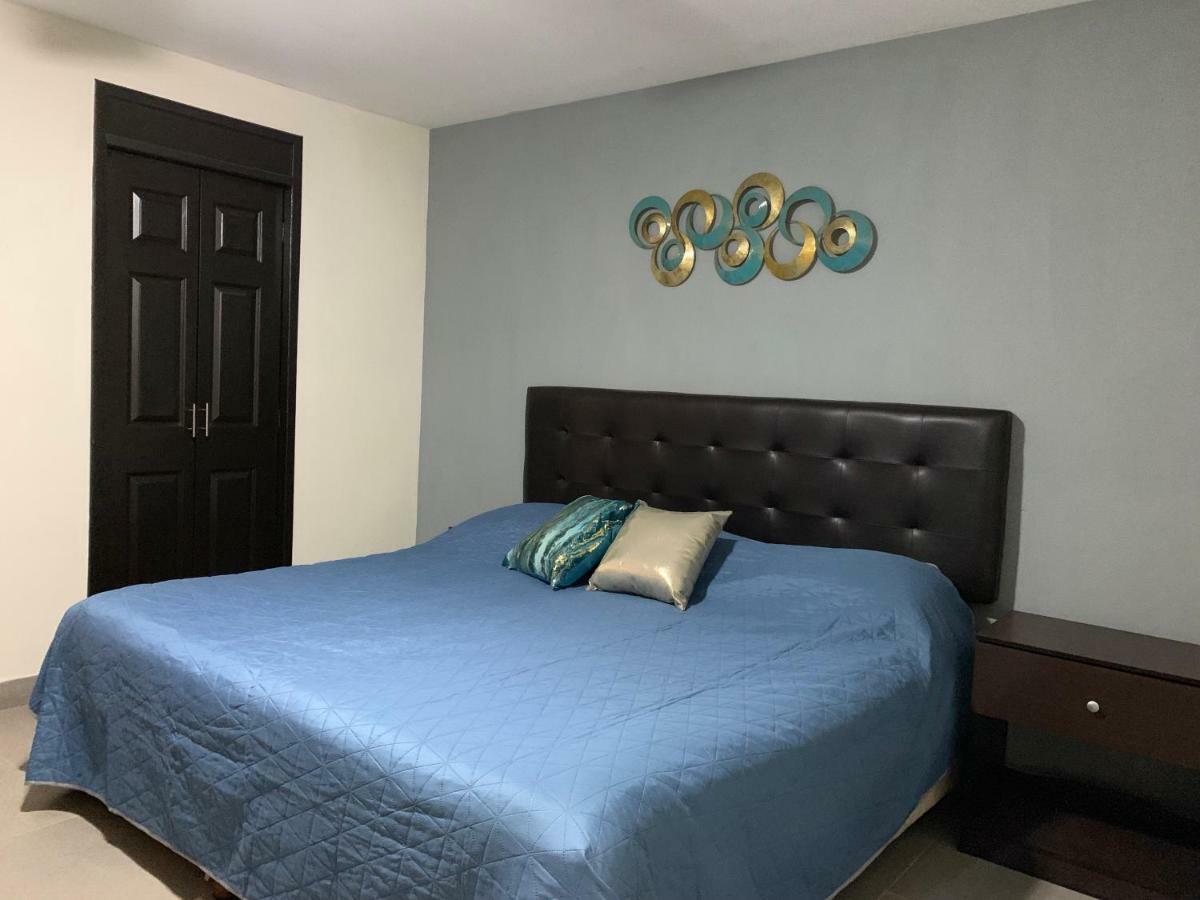 Zona Dorada: Amplio Departamento Para 12 Mazatlán Exterior foto