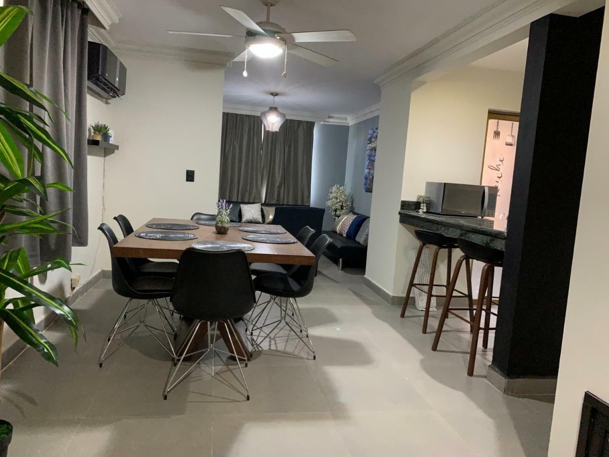 Zona Dorada: Amplio Departamento Para 12 Mazatlán Exterior foto
